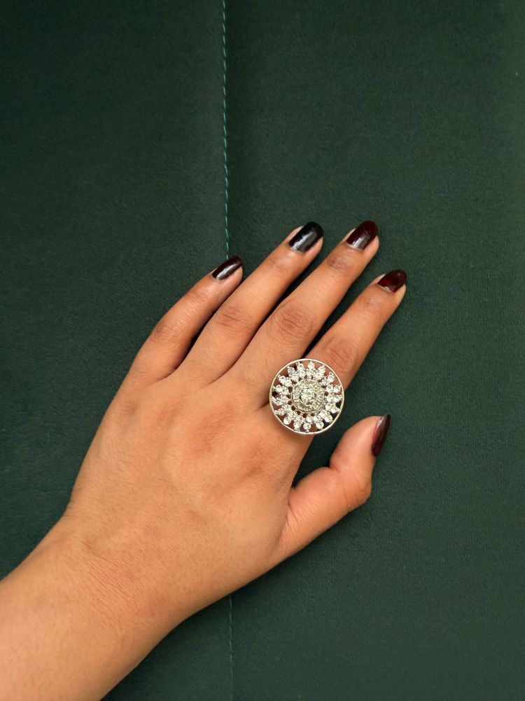 Stunning Crystal Rose Ring