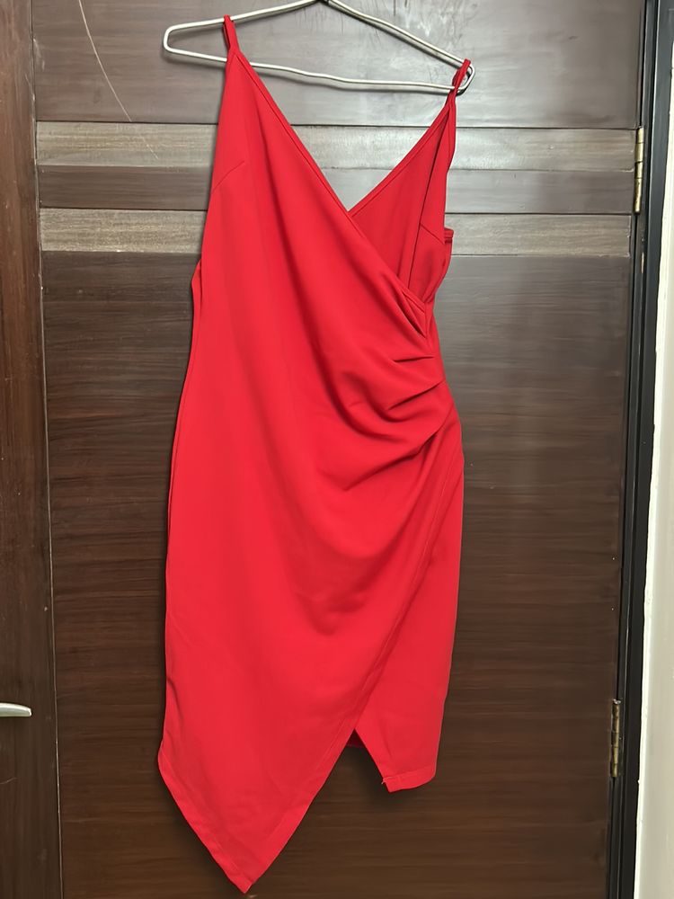Noodle Strap, Front Slit Warm Red Short Dress🥹