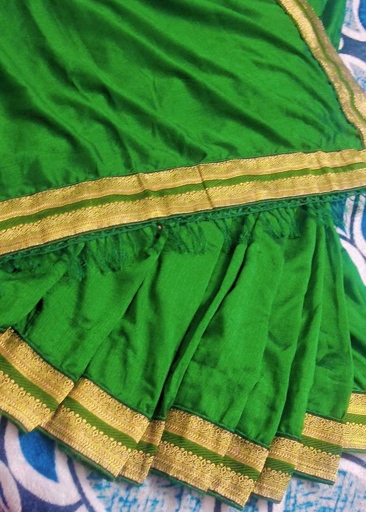 Green &amp; Gold Saree With blouse