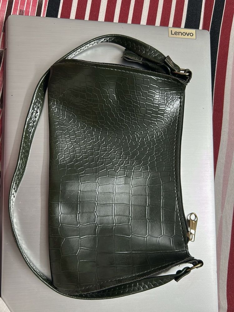 Chic crocodile print Shoulder Bag - green