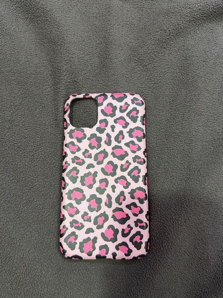Leopard Print iPhone 11 hardcover
