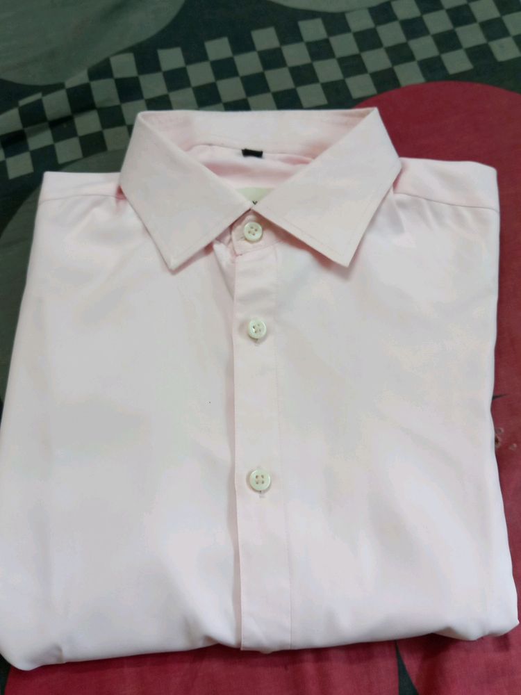 PINK FULL SLEEVE PLAIN COLOUR SHIRT USED GENTLY.