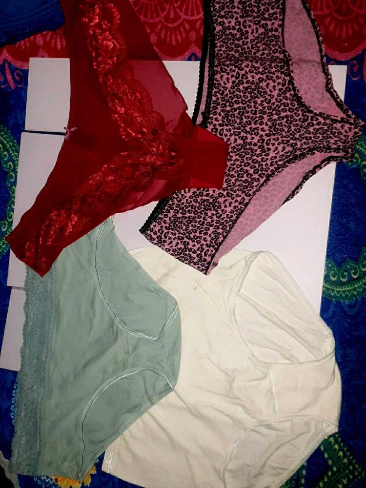 Assorted Pack of Women's Briefs 38-40