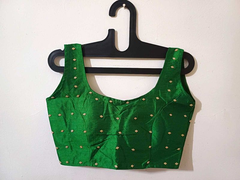 🆕️ Emerald Green Blouse (Sleeves Available)