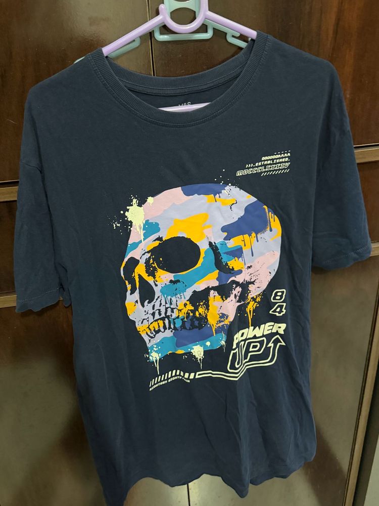 Men's Graphic T-Shirt with Skull Print