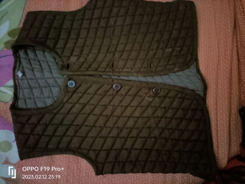 Sleeveless Jacket