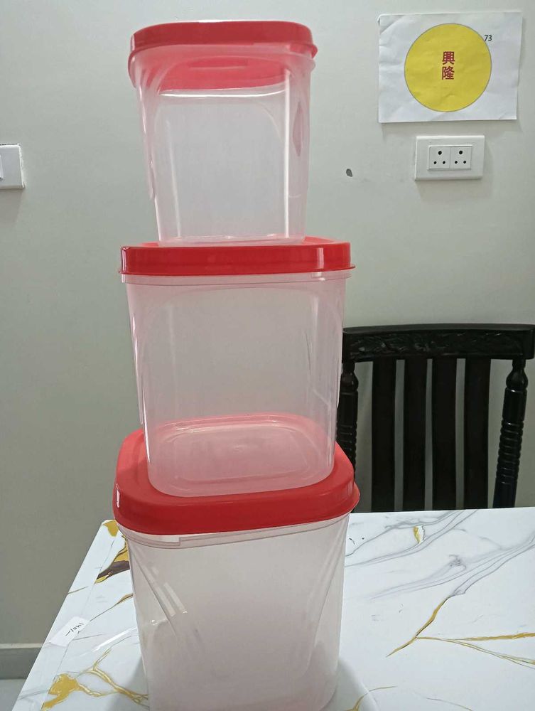 Set of 3 Clear Storage Containers