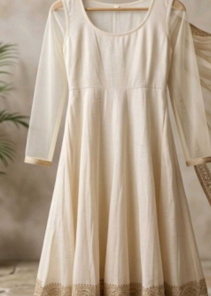 Elegant Cream Kurta Set with Lace Sleeves