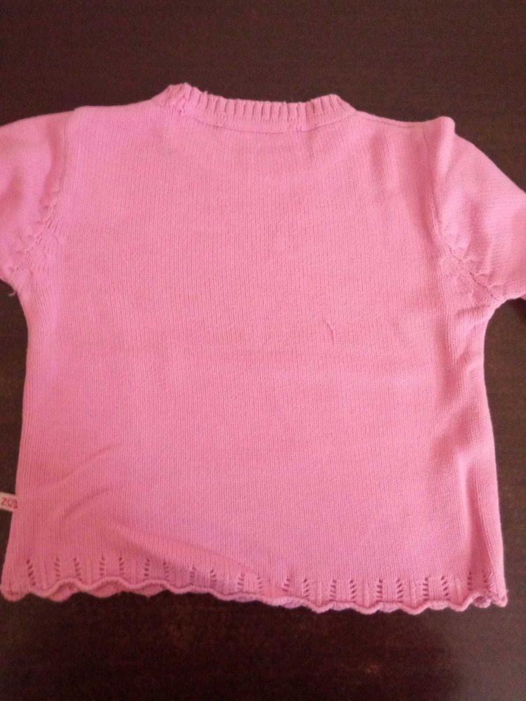 Selling Pink Sweater 4-5 Year Old Girls In ₹150