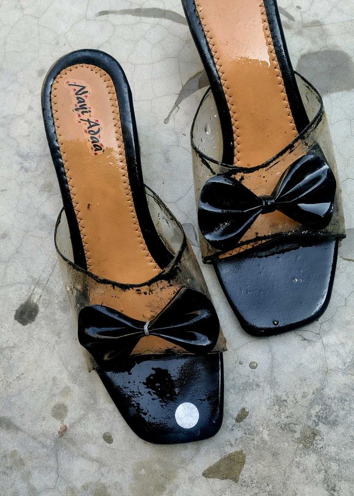 black heels good looking for women