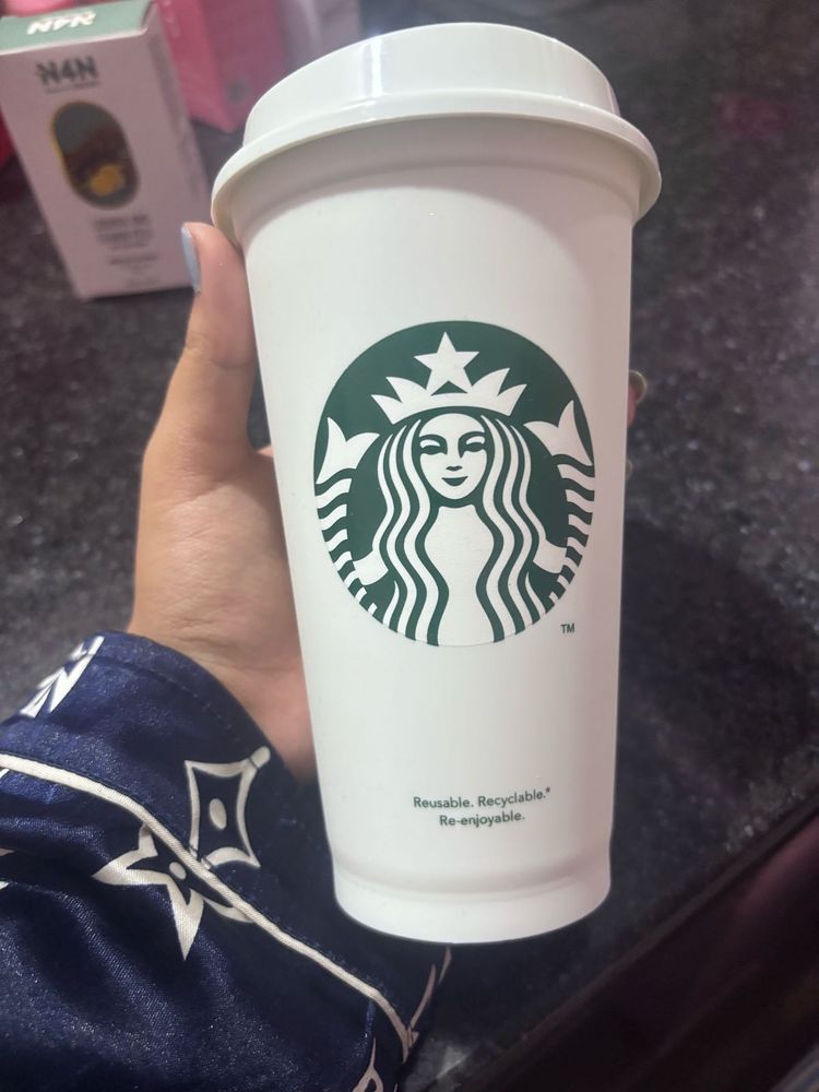 Starbucks Tumbler 🎀🎀🎀