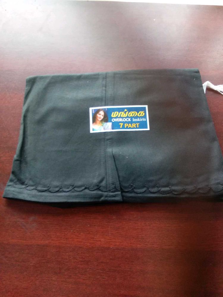 petticoats black 7 parts