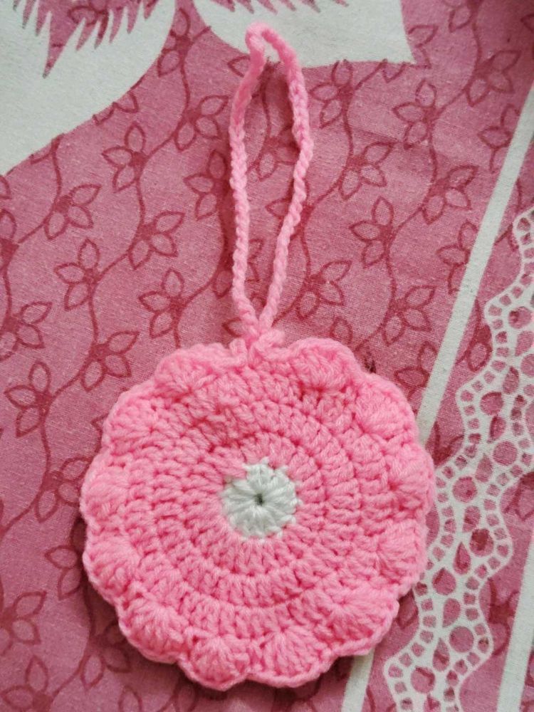 148.Crochet Flower bagcharm/earbuds case