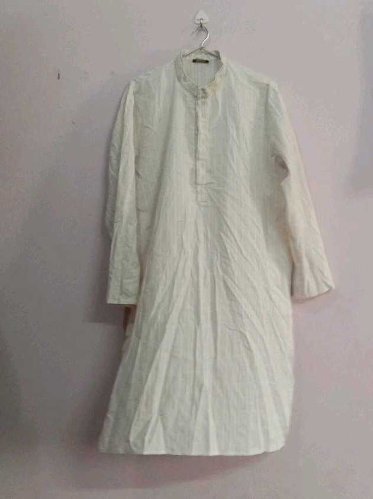 Elegant Men's White Kurta