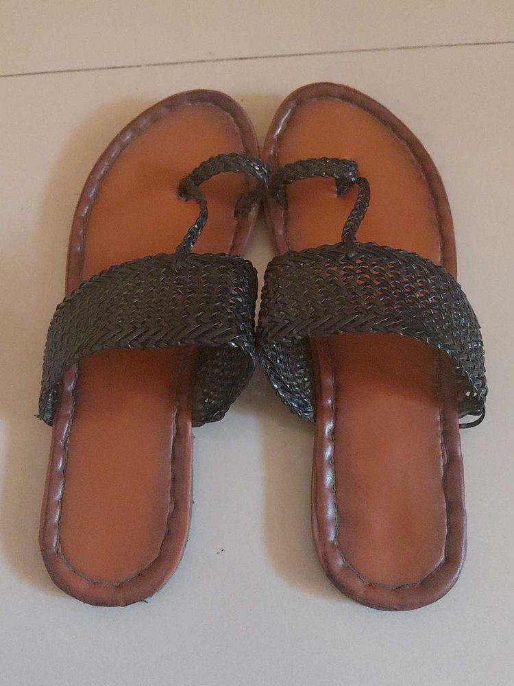 Stylish Woven Flat Sandals