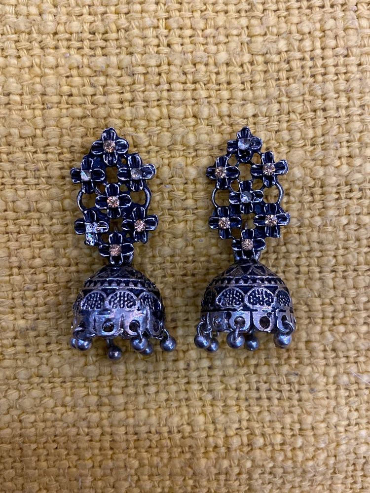 Elegant Floral Jhumka Earrings