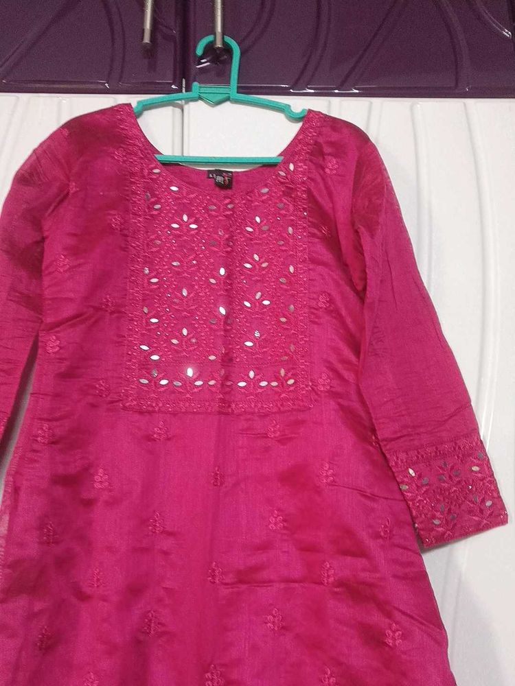 Pink Embroidered Kurta