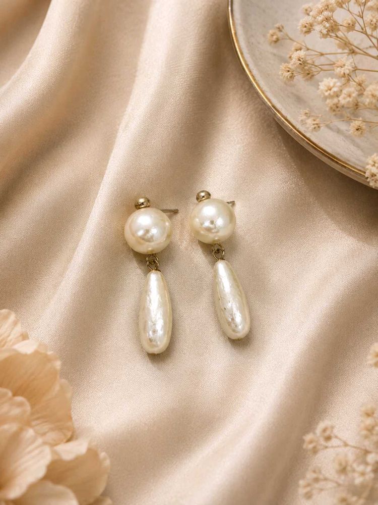Elegant Pearl Drop Earrings