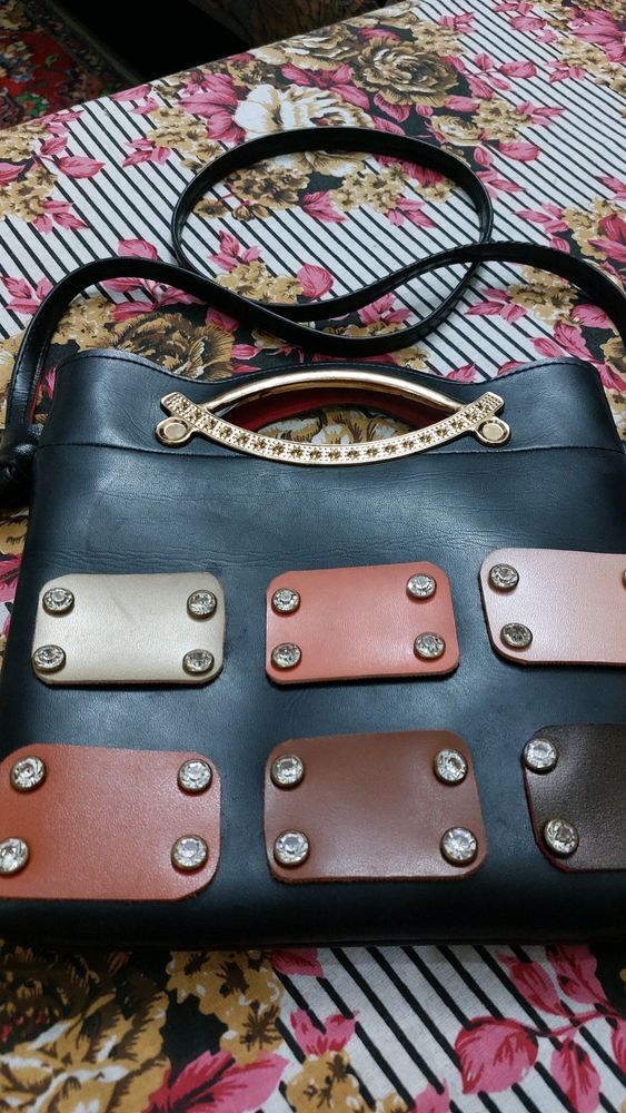 Beautiful 👜sling  Bag😜😜