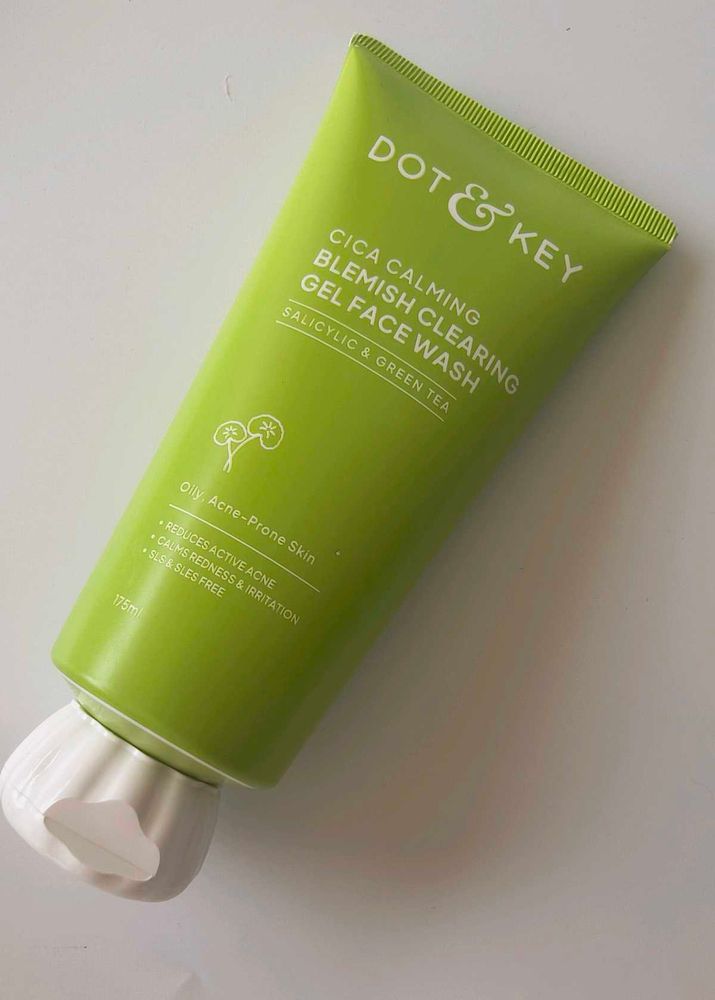 Dot &amp; Key Cica Calming Gel Face Wash