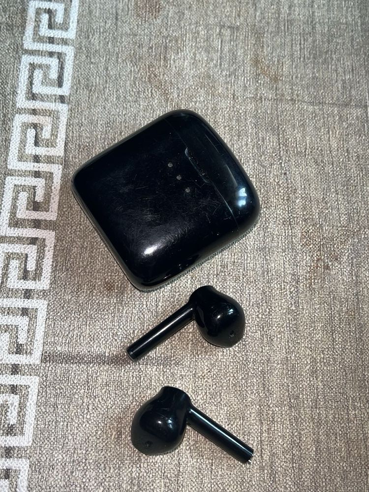 Boat Black Wireless Earbuds with Charging Case
