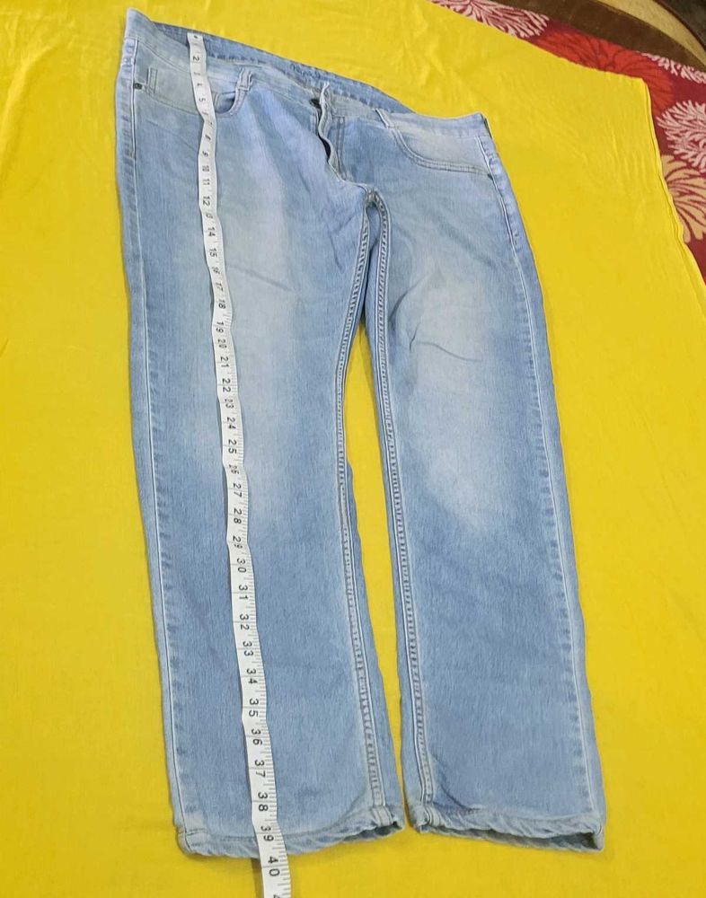Classic Light Wash Denim Jeans for Men