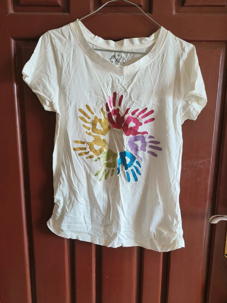 Very Good Looking Tshirt With Hand Print