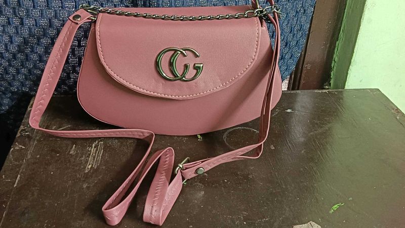 Chic Pink Crossbody Bag with Chain Strap