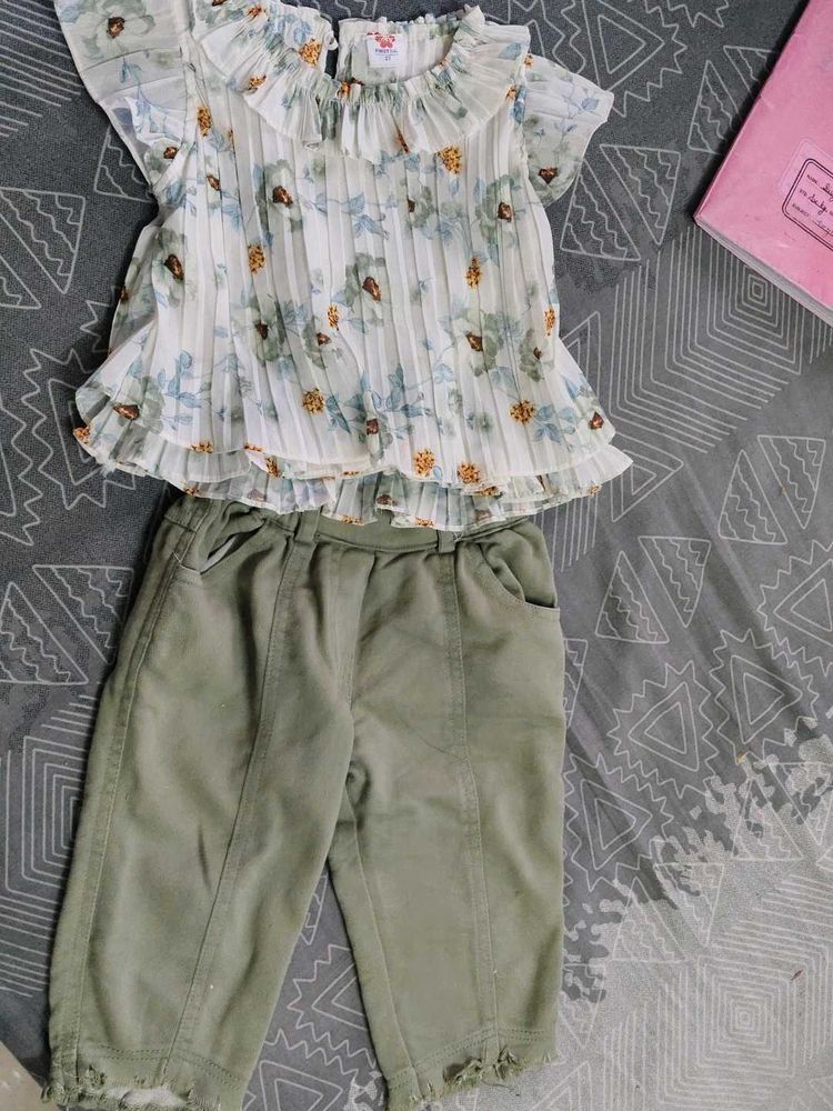 Cute Floral Top and Pants Set