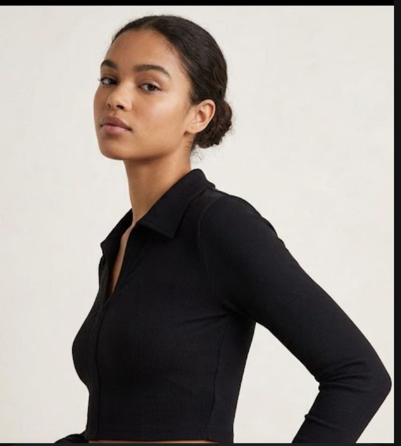 Black Cropped Long Sleeve Top
