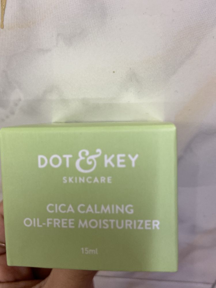 Dot &amp; Key Cica Calming Oil Free Moisturizer