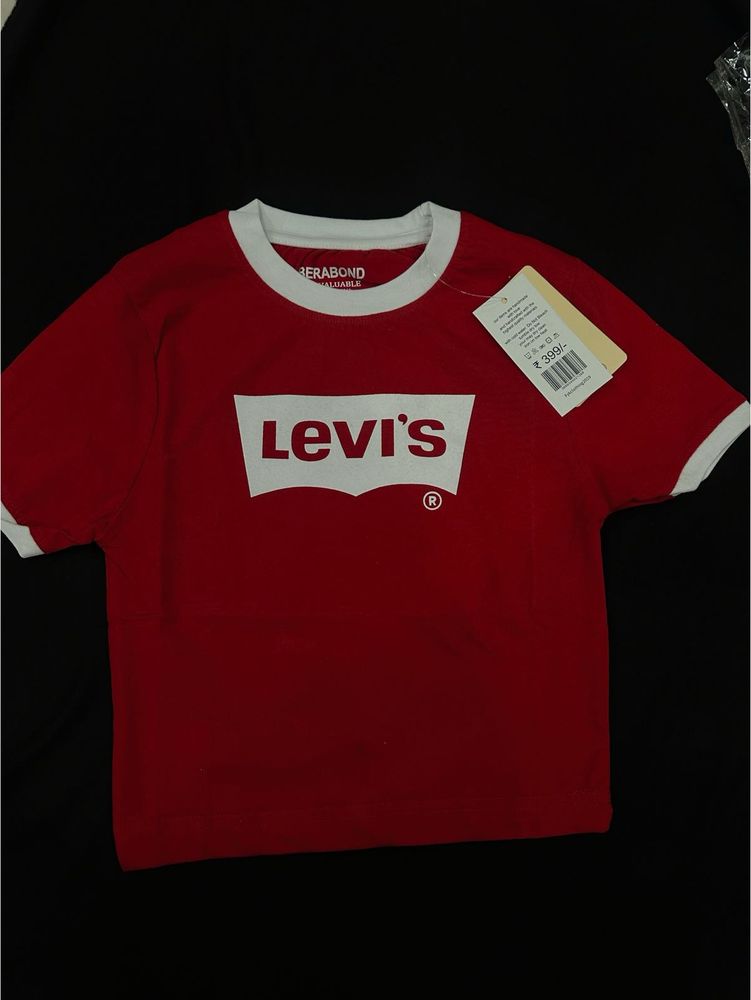 Levi's Red T-Shirt