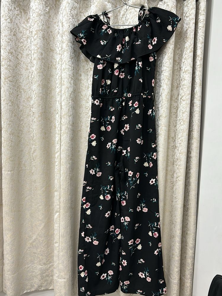 Offshoulder Stylish Jumpsuit