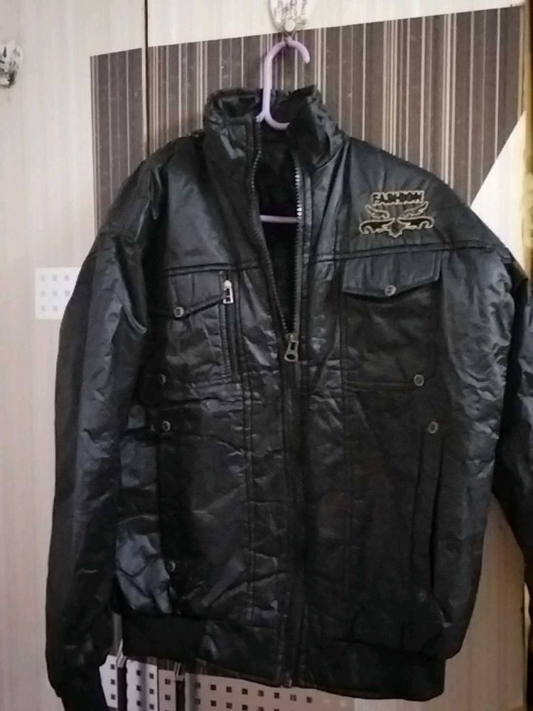 Stylish Black Puffer Jacket with Hood