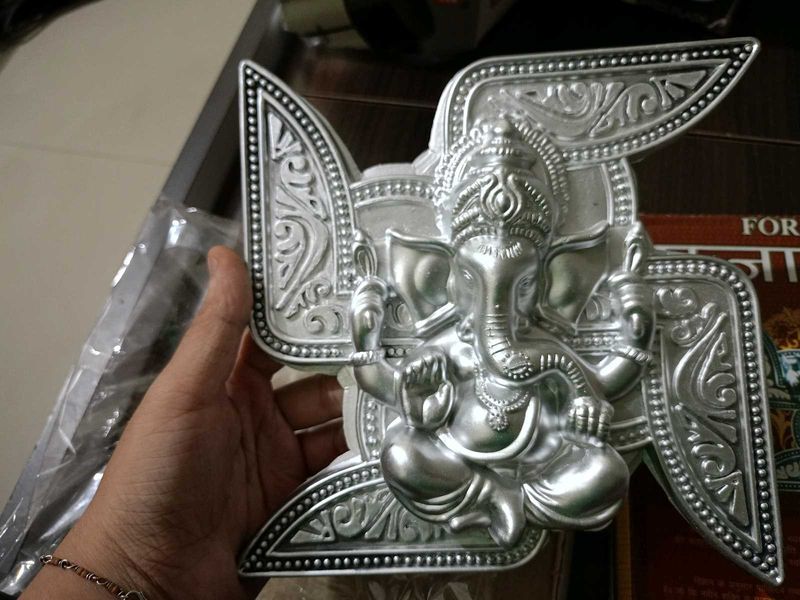 Ganesha Swastika Showpiece