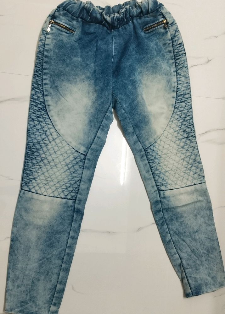 Aryahi Joger Jeans