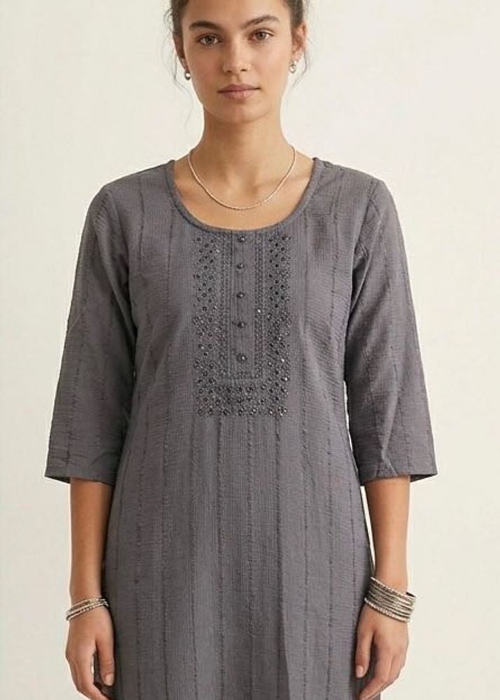 Elegant Grey Embellished Kurta
