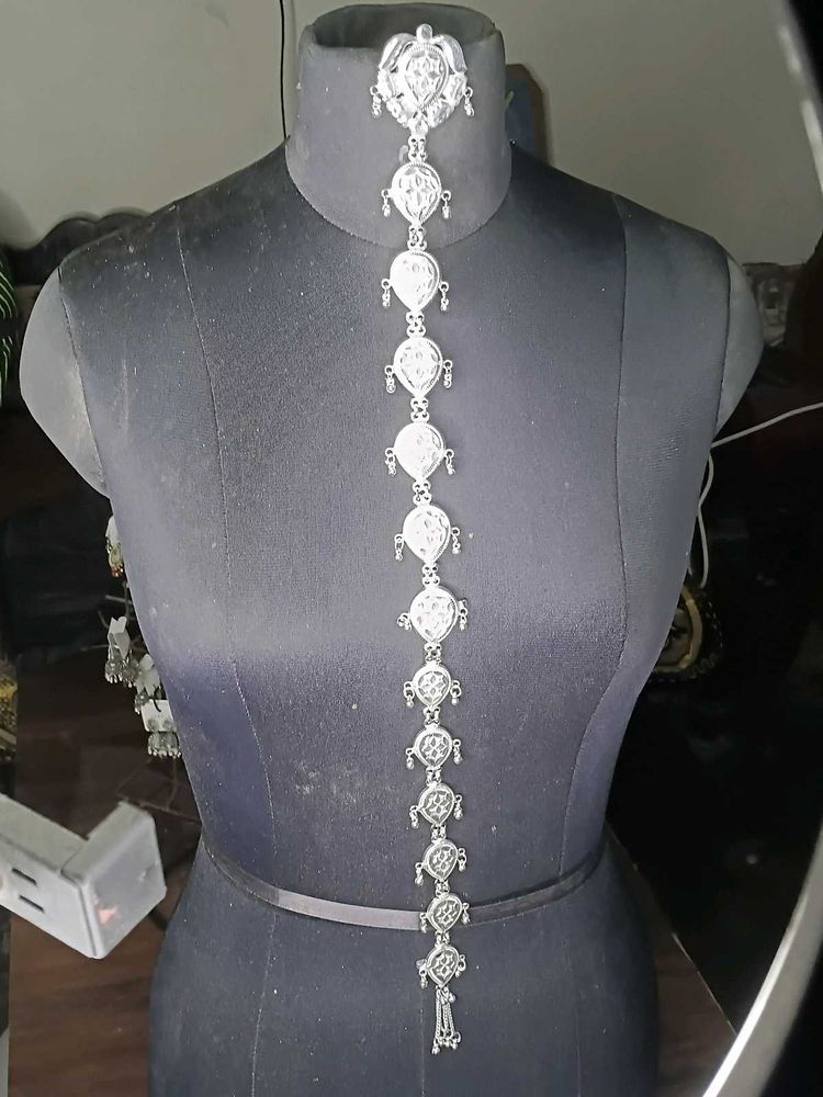 Exquisite Silver-Toned ponytail chain