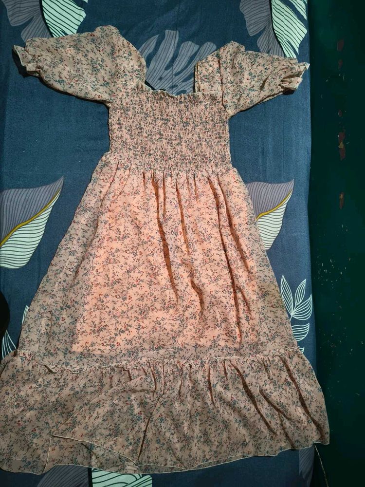 Chic Floral Puff Sleeve Dress