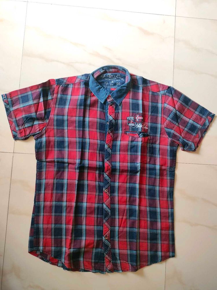 Men's Red &amp; Blue Plaid Short Sleeve Shirt