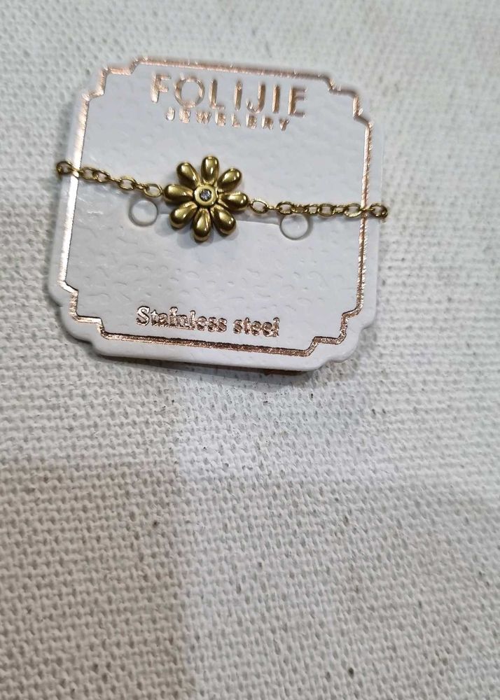Anti tarnish adjustable daisy ring