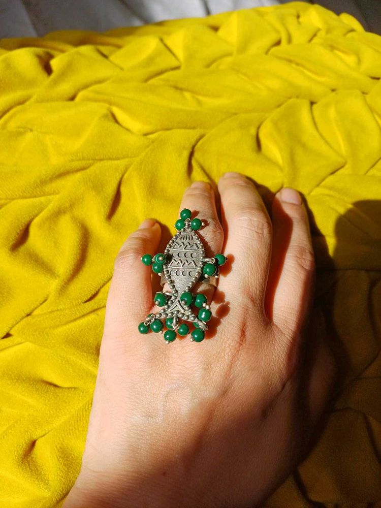 Unique brass Silverlookalike Green Beaded Ring