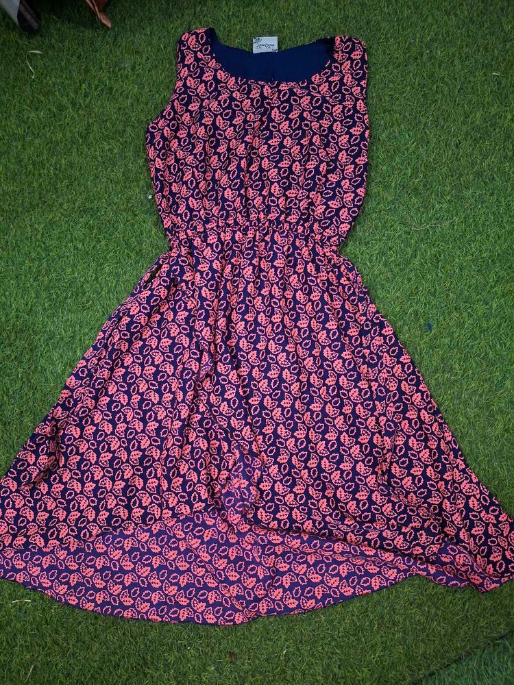 Navy Blue &amp; Pink Leaf Print Dress