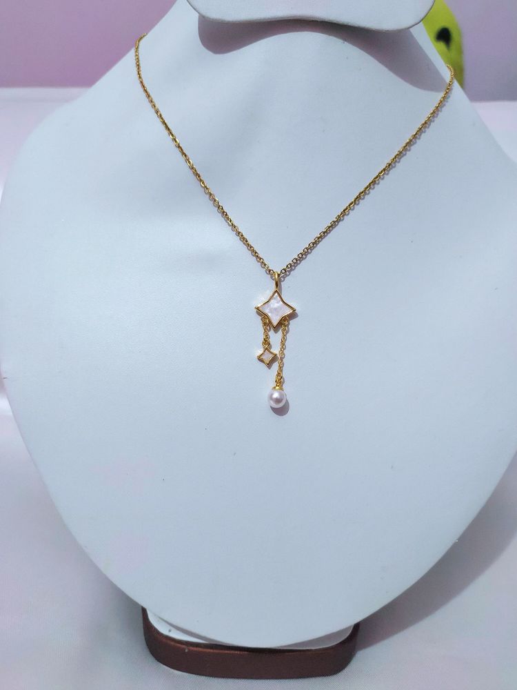 Anti Tarnish Neckpiece, Golden Colour With Pearl And White MOP