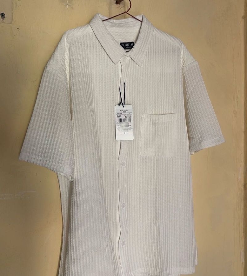 Men's Shein Short Sleeve Shirt