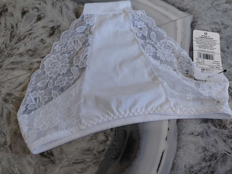 White Lace Trim Bralette
