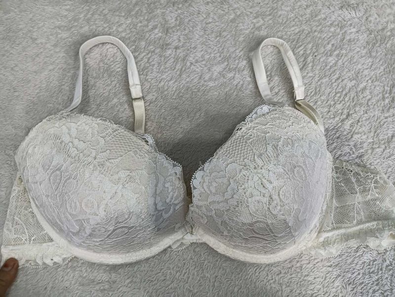 White,🇦🇮 Lace pedded, 🇲🇾 ❄️ Bra