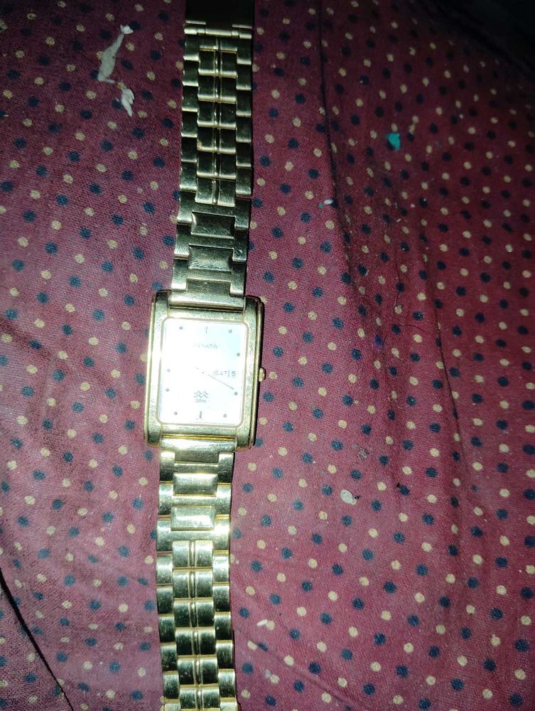 Elegant Gold Watch
