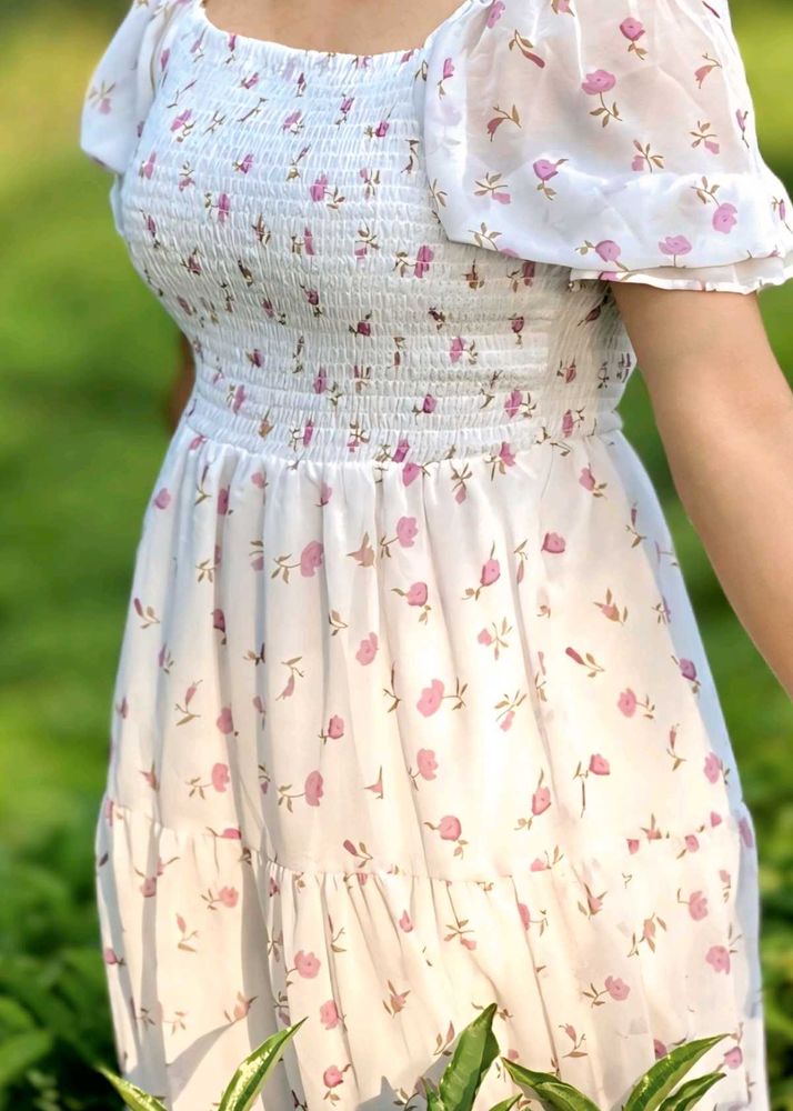 Floral Smocked Puff Sleeve Dress
