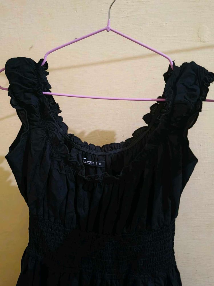 Cute Black Ruffled Dress